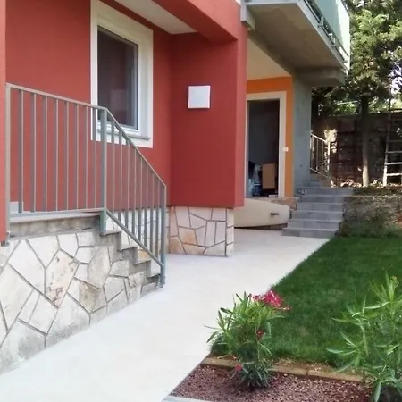 Summer Delight Apartment *